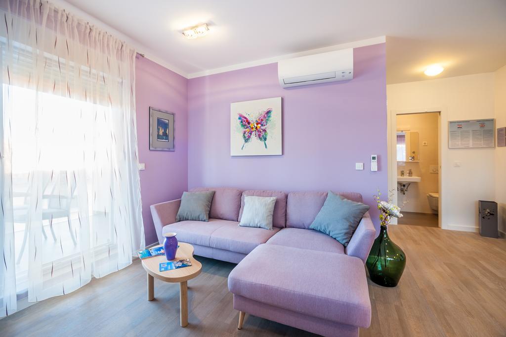 Apartment Tajana Residence Zara Esterno foto